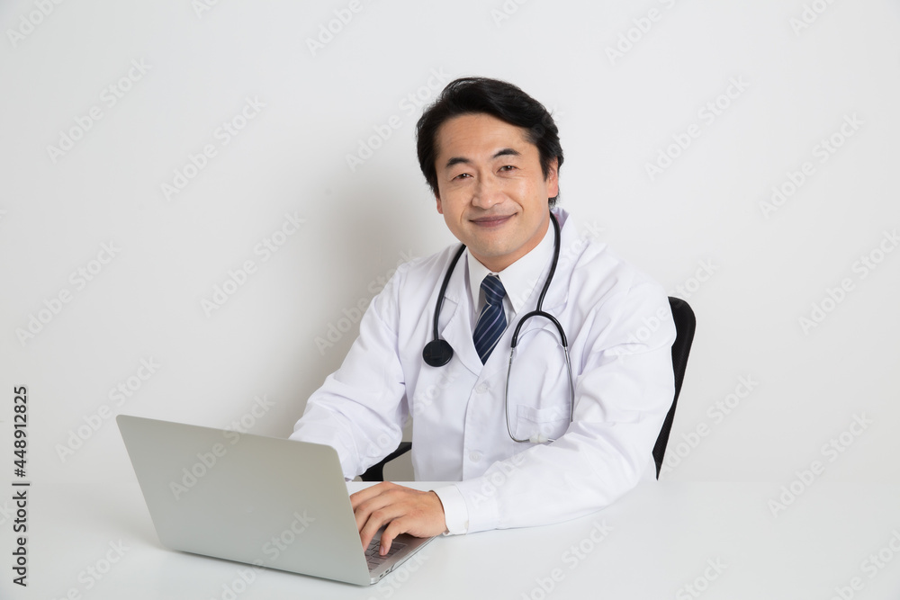 日本人男性の医者 日本人男性の医者
