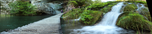 Gro  e Wasserf  lle im  Nationalpark Plitvicer Seen  Kroatien  Europa  Panorama