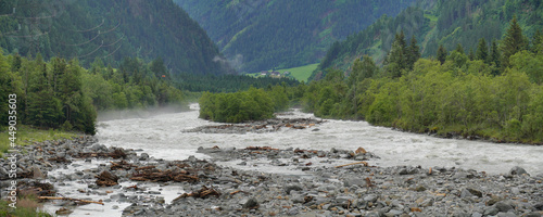 Iseltrail 2. Etappe: Flusswandern in Osttirol bei Matrei