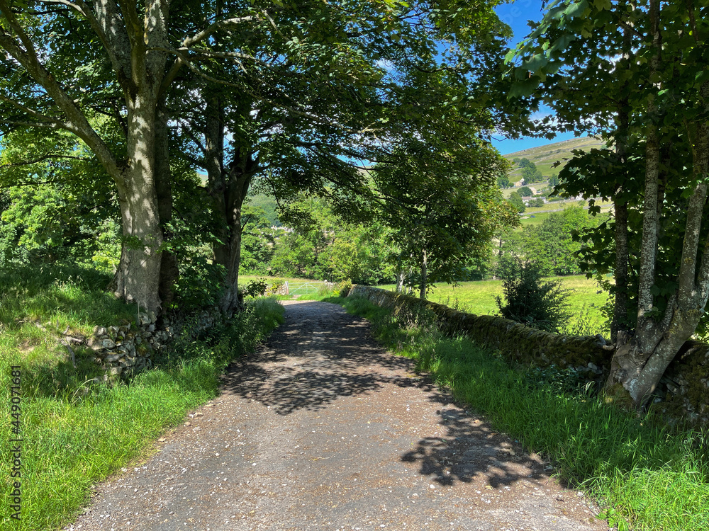 Country lane, next to Gouthwaite reservoir, on a hot sunny day near Pateley Bridge, Harrogate, UK
