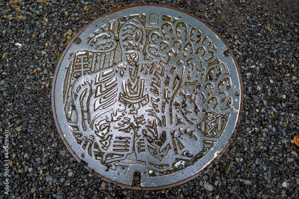 東京都八王子市の高尾山を登山している風景 Scenery of climbing Mt. Takao in Hachioji City, Tokyo. 東京都八王子市の高尾山を登山している風景 Scenery of climbing Mt. Takao in Hachioji City, Tokyo.