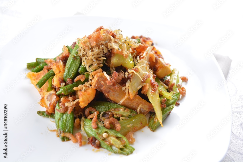 stir fried mixed vegetables with meat in spicy samba chilli sauce in white background asian halal menu
