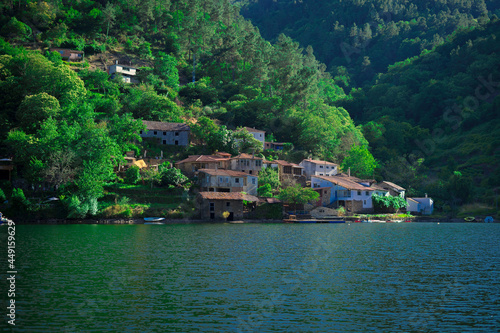 Wallpaper Mural Casas a pie del cerro en el Rio Miño, Galicia.  Torontodigital.ca