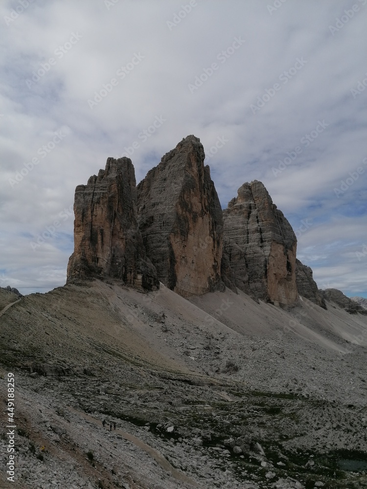 Fototapeta premium Trekking in Tre Cime in the Dolomites Mountains in Northern Italy