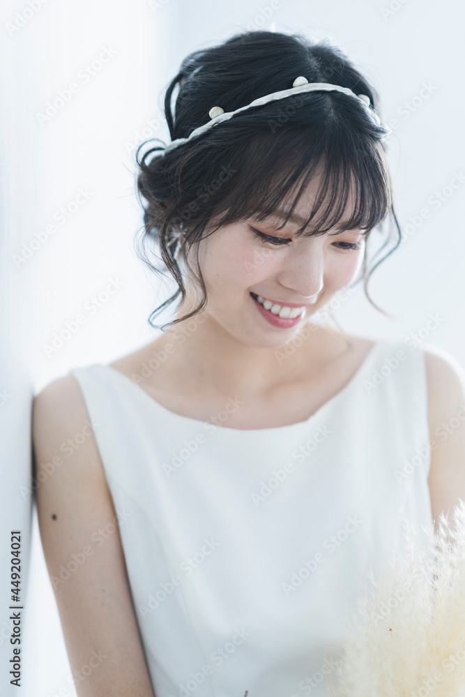 ウェディングドレスを着た花嫁 ウェディングドレスを着た花嫁
