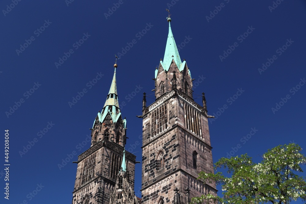 Lorenzkirche, Nuremberg city