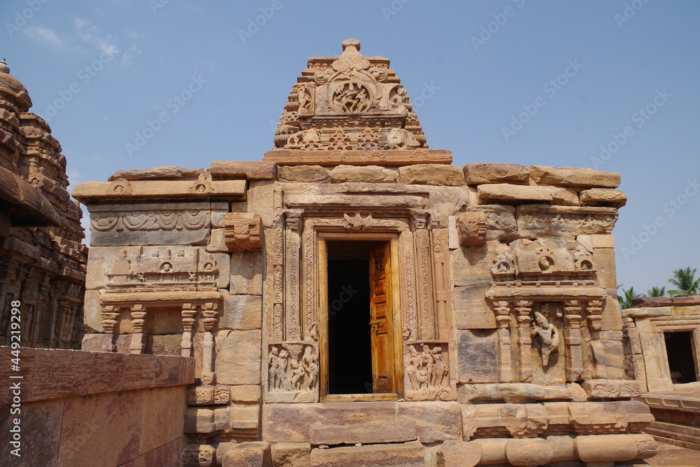 Naklejka premium インド 世界遺産パッタダカルの建造物群