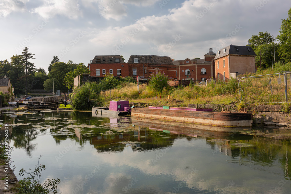 Obraz premium Stroud canals in Cotswolds, UK