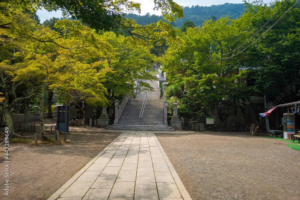 神奈川県伊勢原市、秦野市、厚木市の大山を登山している風景 Scenery of climbing Mt. Oyama in Isehara City, Hadano City, and Atsugi City, Kanagawa Prefecture. 神奈川県伊勢原市、秦野市、厚木市の大山を登山している風景 Scenery of climbing Mt. Oyama in Isehara City, Hadano City, and Atsugi City, Kanagawa Prefecture.