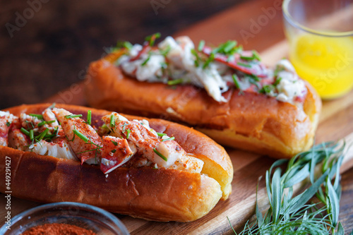 lobster roll photo