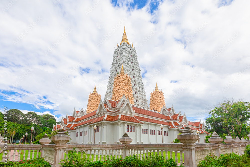 Fototapeta premium Temple in Pattaya, Chonburi province Thailand 
