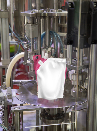 Canvas Print Automated spout pouch filling machinery