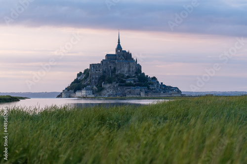 Wallpaper Mural Le Mont-Saint-Michel Torontodigital.ca