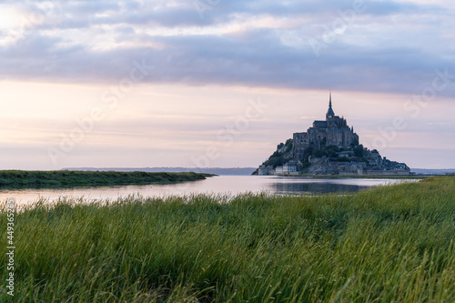 Wallpaper Mural Le Mont-Saint-Michel Torontodigital.ca