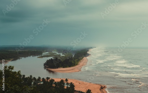 Someshwara Beach
is a rocky beach on the outskirts of Mangaluru city in coastal Karnataka. River Netravati confluences with Arabian Sea near the Beach. The Beach gets its name from Someshwara temple photo