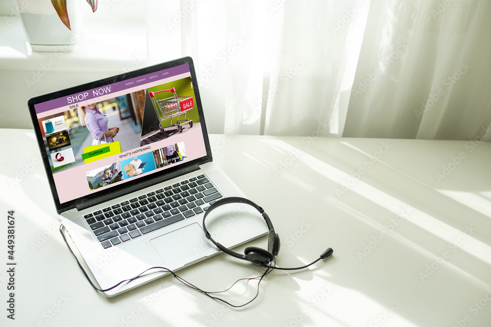 Fototapeta premium Online Shopping Website on Laptop. Easy E-commerce Website Shop by Laptop. Digital Payment gateway