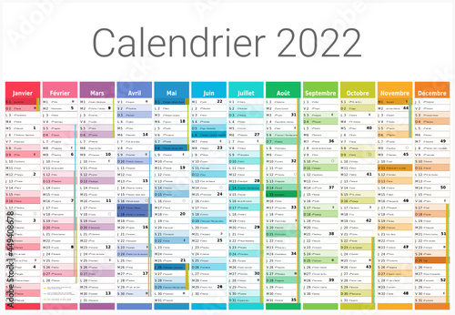 Calendrier 2022 12 mois au format 650 x 450 mm entièrement modifiable via calques