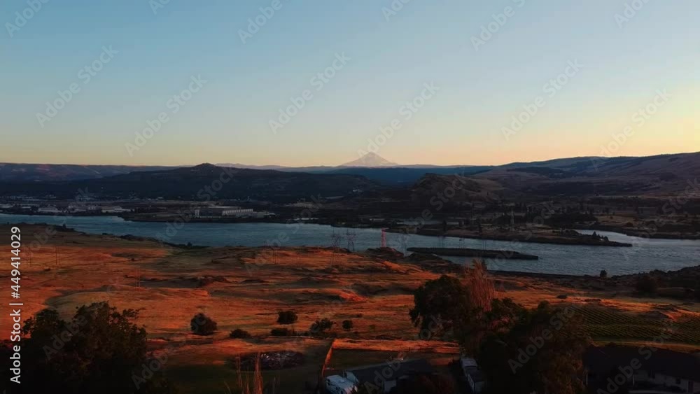 Aerial view of Mt. Hood and the Columbia Gorge in Hood River | Drone Footage Aerial view of Mt. Hood and the Columbia Gorge in Hood River | Drone Footage
