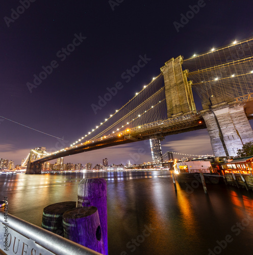 Fototapeta Naklejka Na Ścianę i Meble -  Brooklyn bridge seen from Pier 1 in Brooklyn, New York, USA