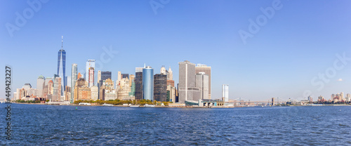 A picture of Manhattan skyline with Battery Park and Maritime terminals, bridges and Brooklyn, NY, USA © João Figueiredo