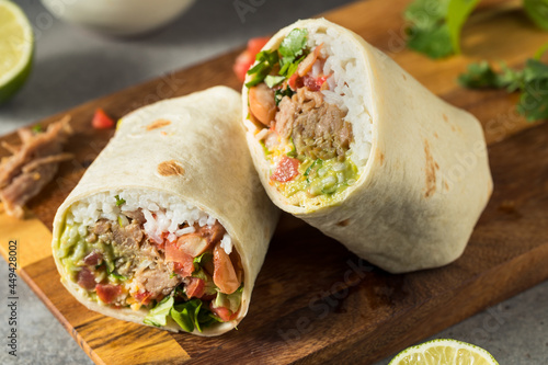 Bild auf Leinwand Healthy Homemade Carnitas Pork Burrito