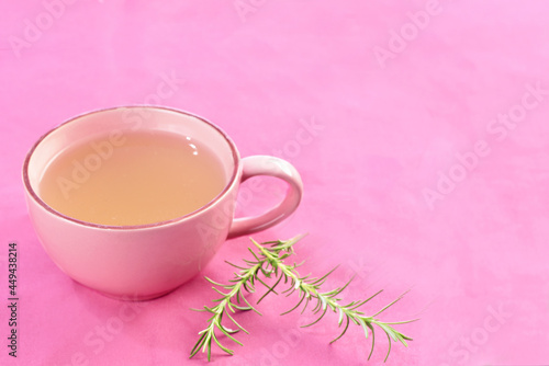 natural cinnamon tea, cloves, rosemary and lemon grass