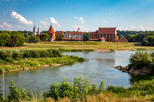Papier peint Cityscape of Kaunas with medieval gothic Kaunas Castle in Kaunas, Lithuania