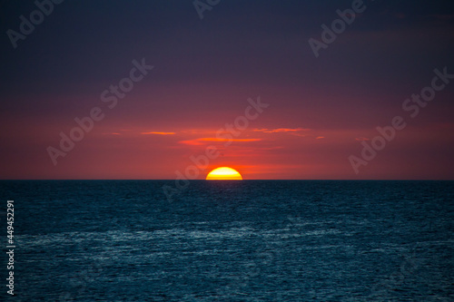 Fototapeta Naklejka Na Ścianę i Meble -  Pôr do sol