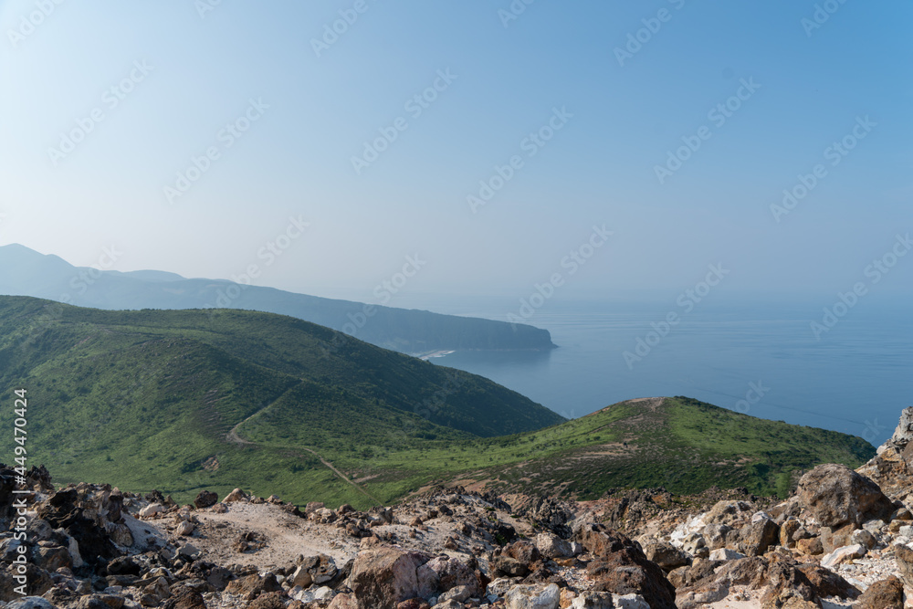 北海道函館市の恵山を登山する風景 Scenery of climbing Mt. E in Hakodate, Hokkaido. 北海道函館市の恵山を登山する風景 Scenery of climbing Mt. E in Hakodate, Hokkaido.