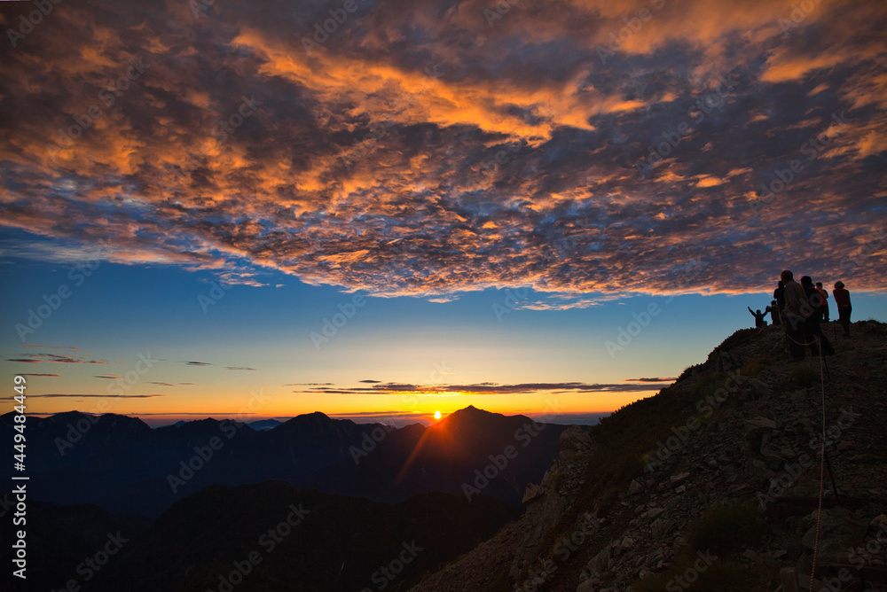 mt.tateyama trekking in summer, dawn, 真夏の立山トレッキングでの夜明けとご来光