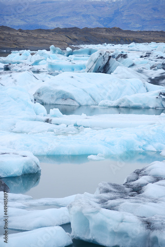 icebergs in iceland