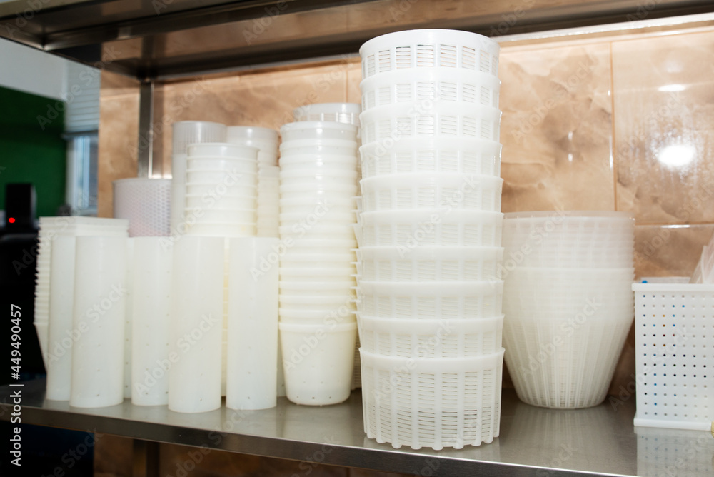 forming glasses for cheese. molds for making cheese forming glasses for cheese. molds for making cheese