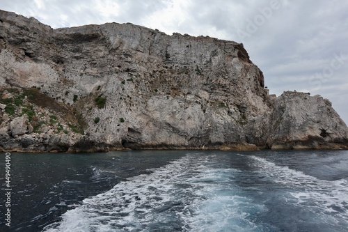 Isole Tremiti - Cala del Bue Marino dalla barca