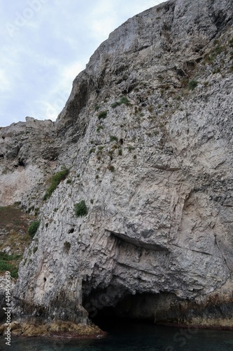 Isole Tremiti - Ingresso della Grotta del Bue Marino