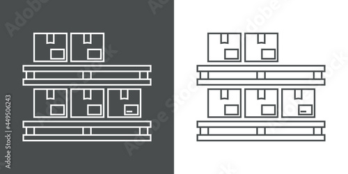 Símbolo almacenaje. Icono plano con cajas de cartón en palé de madera con lineas en fondo gris y fondo blanco
