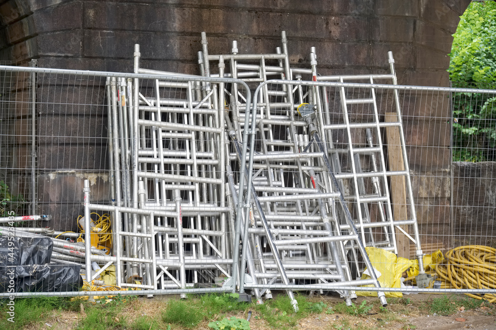 Scaffolding storage for safe access to construction work