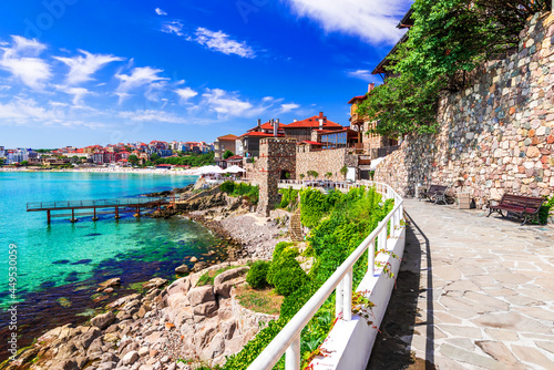 Obraz na płótnie Sozopol, Bulgaria - Walled city of ancient Apollonia on Black Sea w salonie