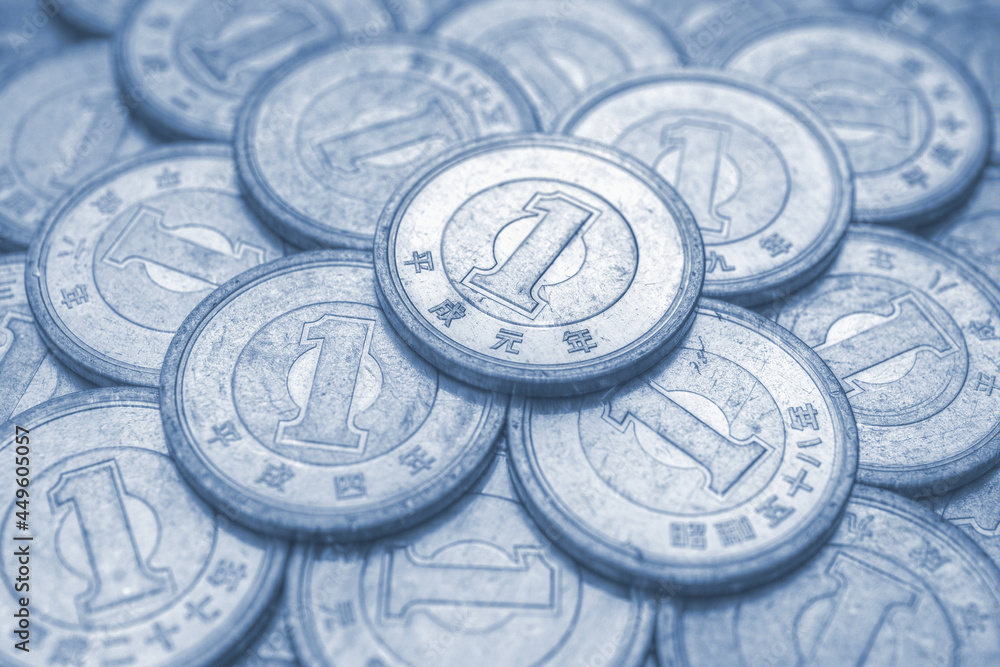 Field of Japanese 1 one yen coins close-up. Background on economic,  financial or banking theme in Japan. Light pale blue tinted backdrop or  wallpaper. Rough dirty money from circulation. Macro Stock Photo |