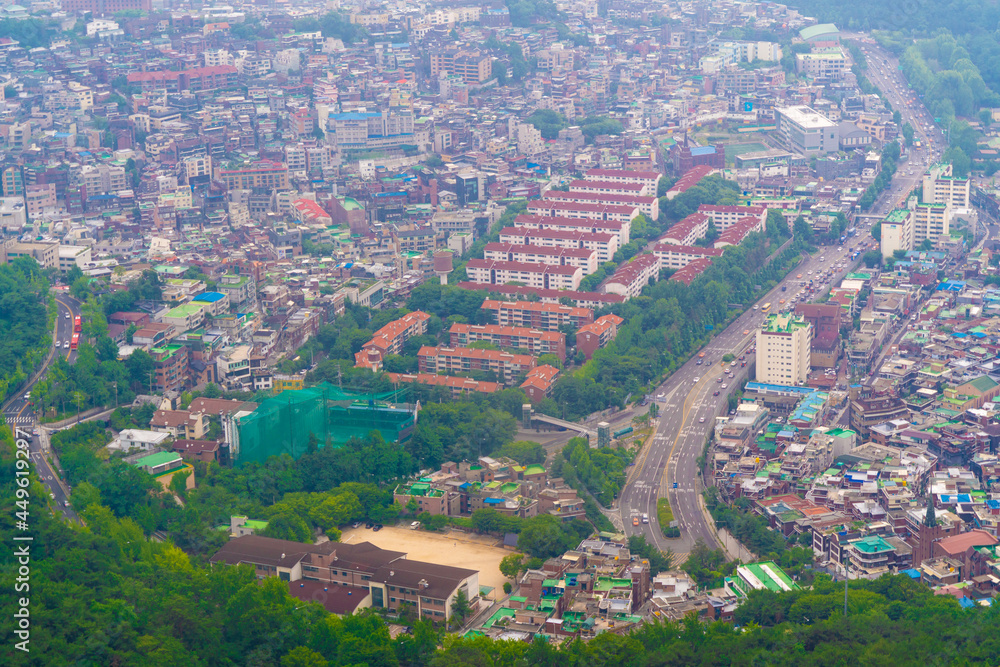 韓国のソウルの観光名所を旅行している風景 A scene from a trip to a tourist attraction in Seoul, South Korea.
