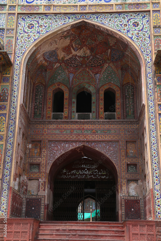  Wazir Khan Mosque capital of punjab