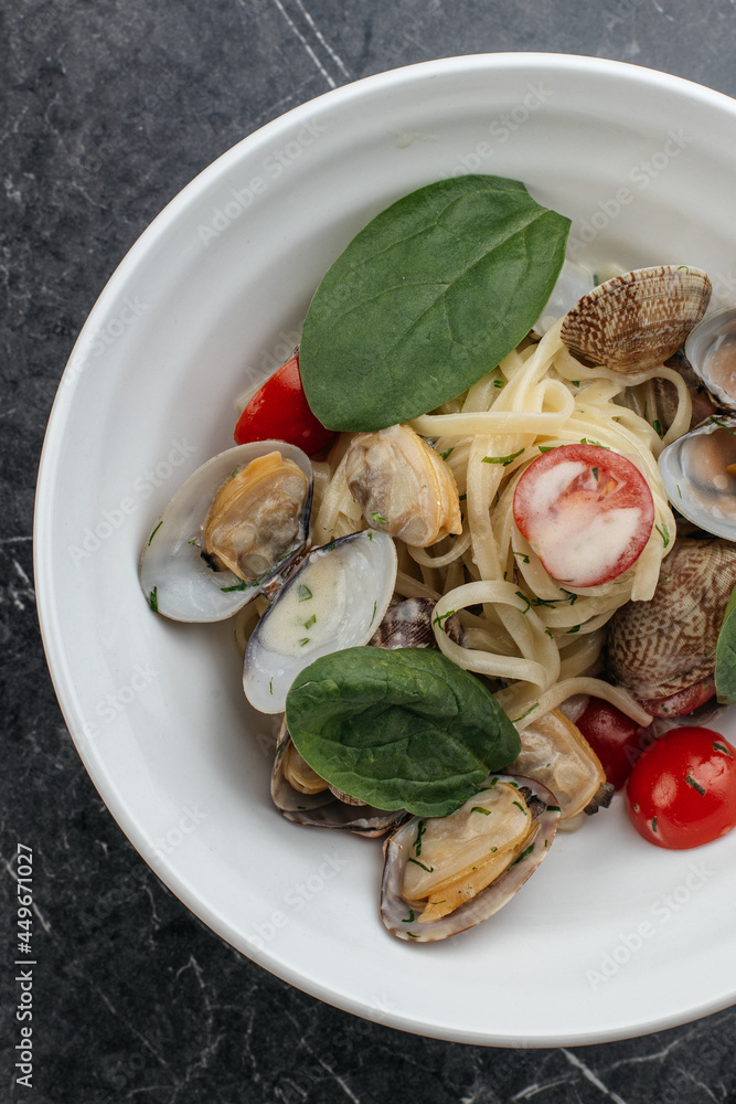 pasta with seafood on a plate
pasta with seafood on a plate