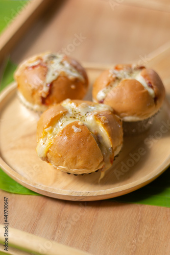 Delicious cheese buns are ready to serve.
