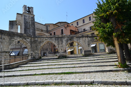 Scalinata all'ingresso di Sulmon