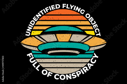 T-shirt full conspiracy flying object