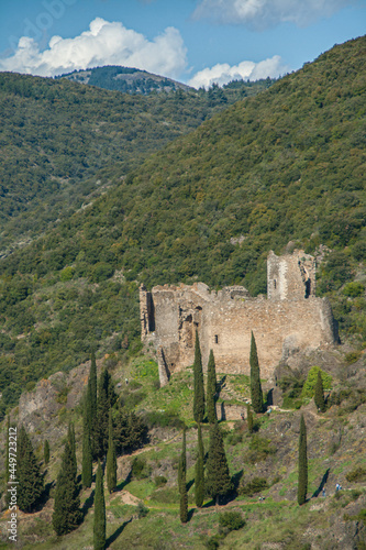 Tour cabaret of The Chateaux de Lastours