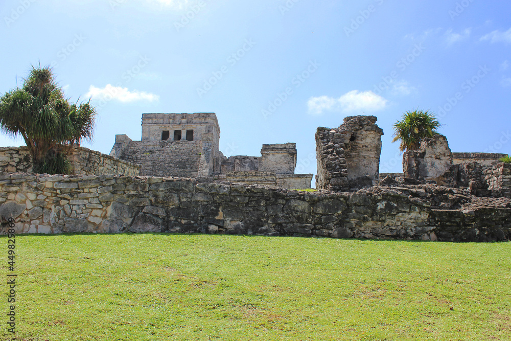 The Castle (El Castillo) temple in Tulum. Tulum is the site of a pre-Columbian Mayan walled city on the Caribbean coastline in mexican Riviera Maya, Quintana Roo, Yucatan, Mexico.