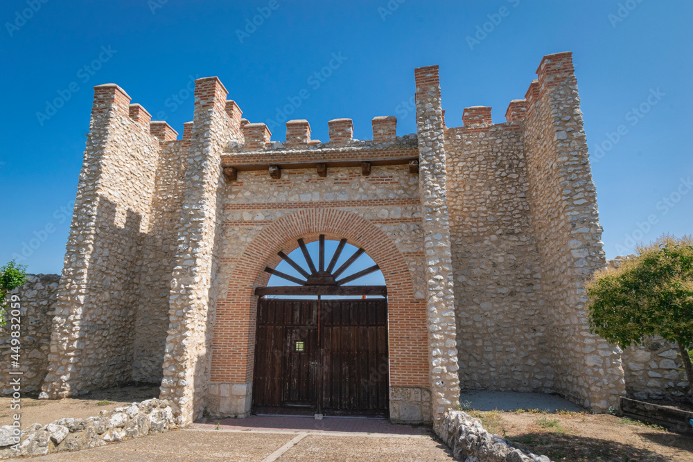 Puerta de la muralla de Olmedo Stock Photo Adobe Stock