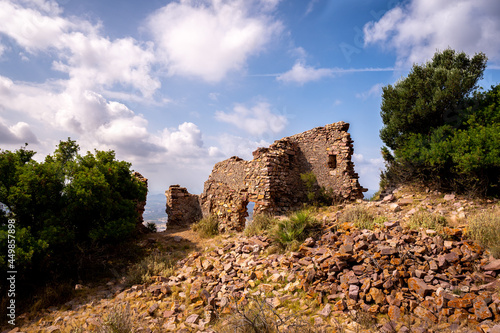 Ruinas del castillo de Uxó, Vall d´uixó, Castellón, España