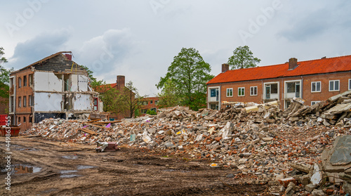 Project of demolition of houses 