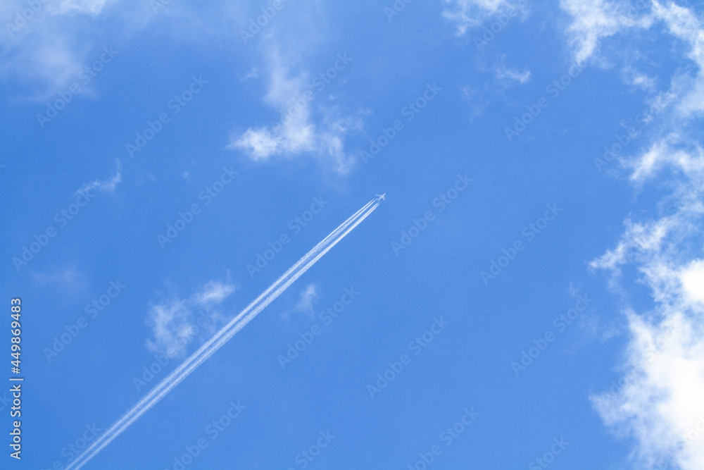 飛行機雲 飛行機雲